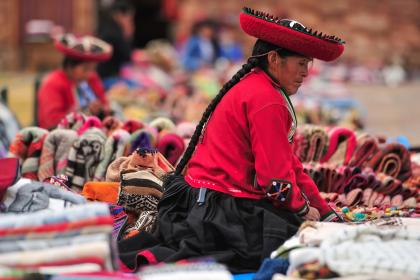 Elevating women traders’ voices in Bolivia, Ecuador and Peru